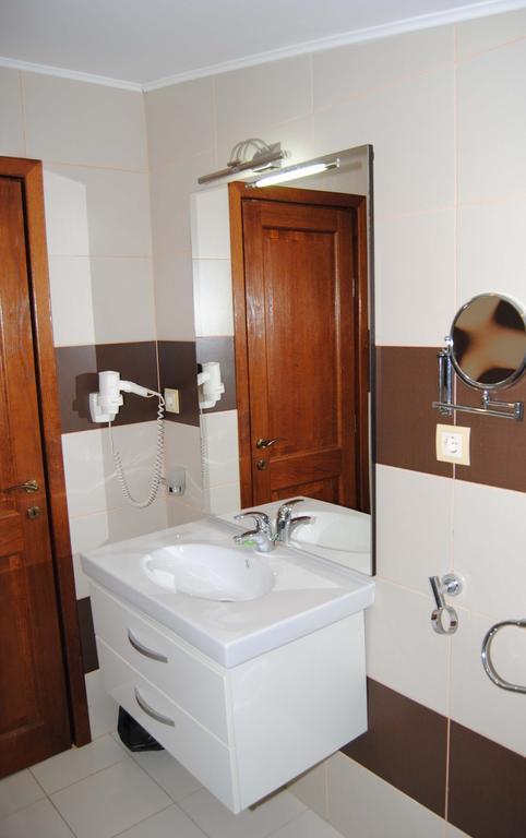 Pensiune Heavens Brăila Habitación foto